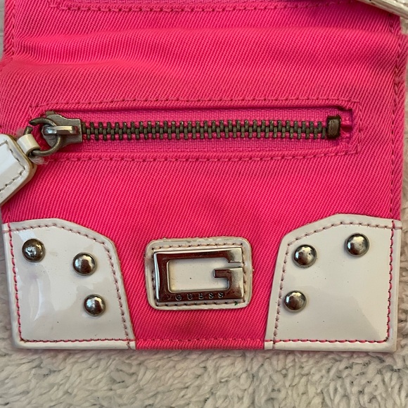 Vintage Mini Guess Purse and Wallet.  Purse is NWOT Excellent Shape - Picture 10 of 14